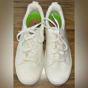 Cariuma® Women's 7 M OCA™ Low Off-White Canvas Shoe